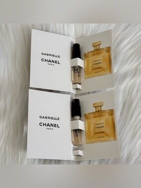 Chanel GABRIELLE CHANEL ESSENCE Eau De Parfum Sample Spray 2ml set of 2 NEW